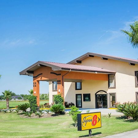 Super 8 By Wyndham Kinder La Exterior photo